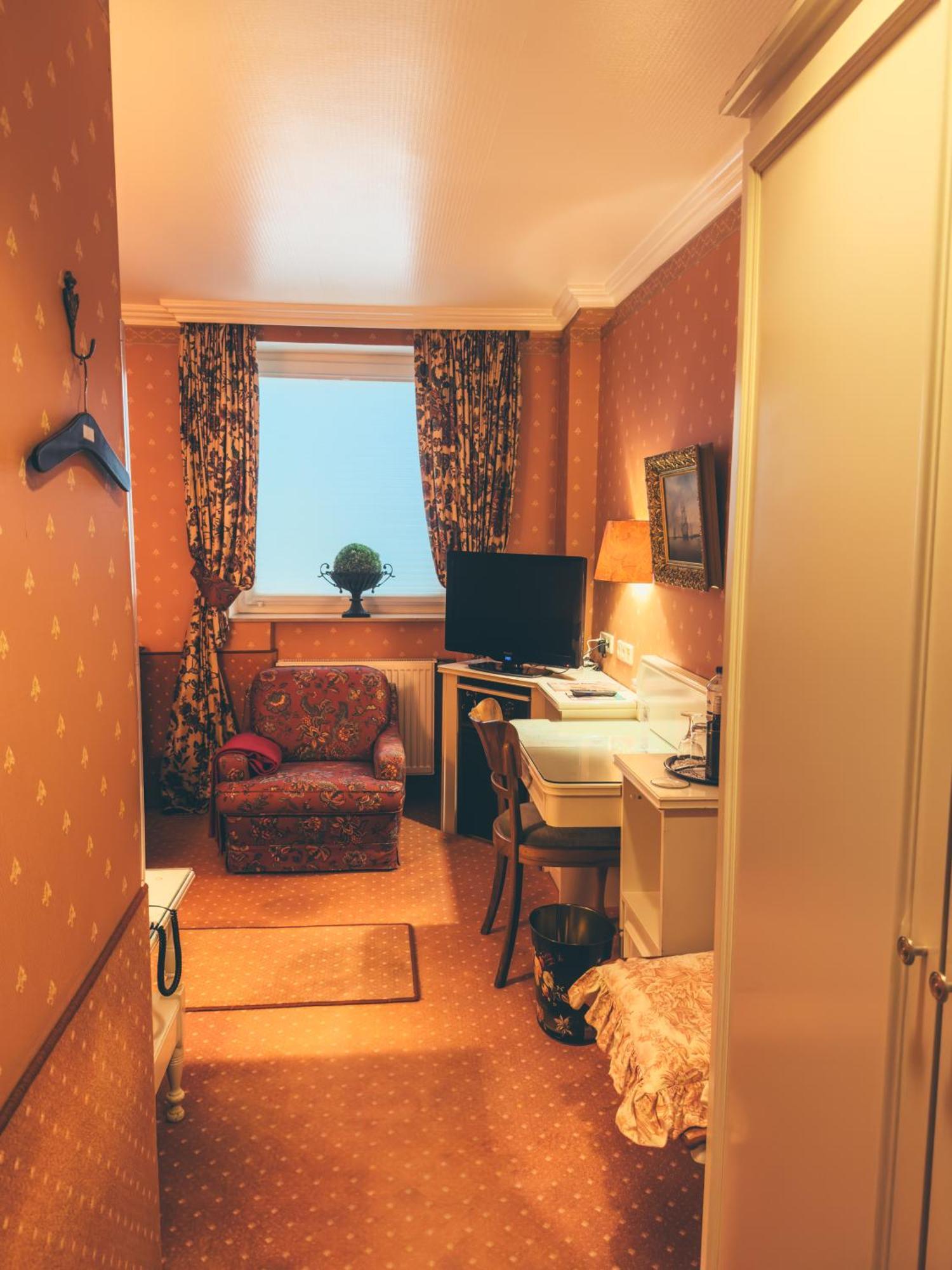 Hotel Mittelweg Гамбург Номер фото