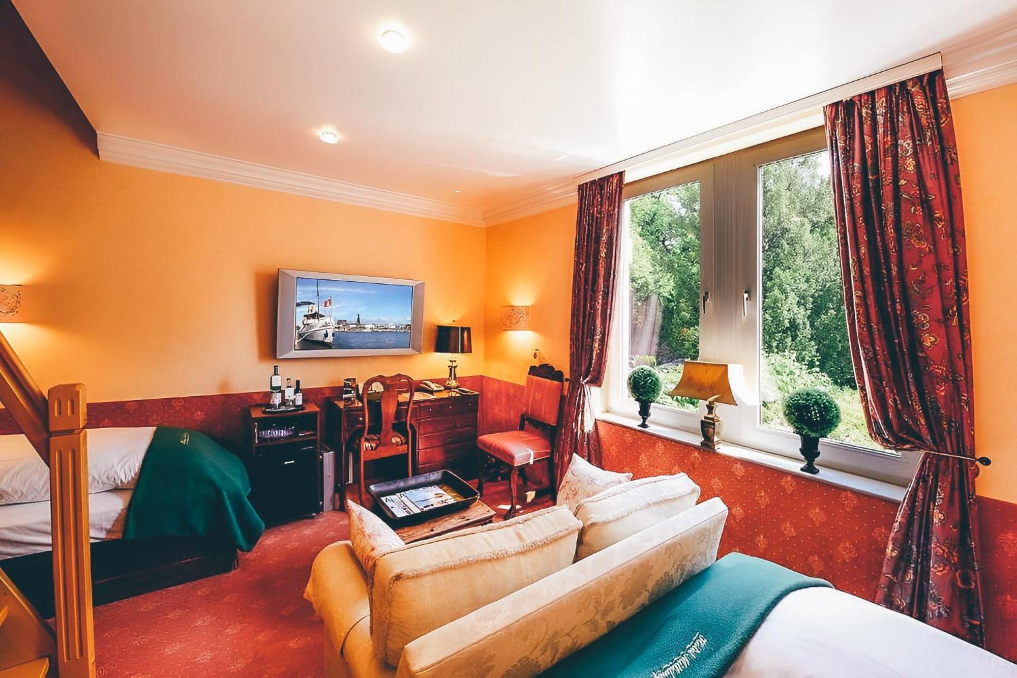 Hotel Mittelweg Гамбург Экстерьер фото