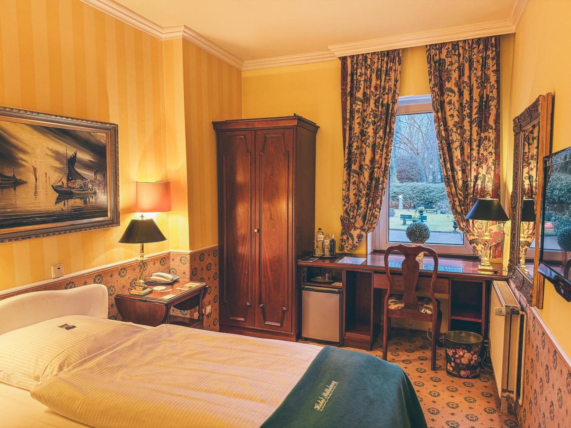 Hotel Mittelweg Гамбург Номер фото